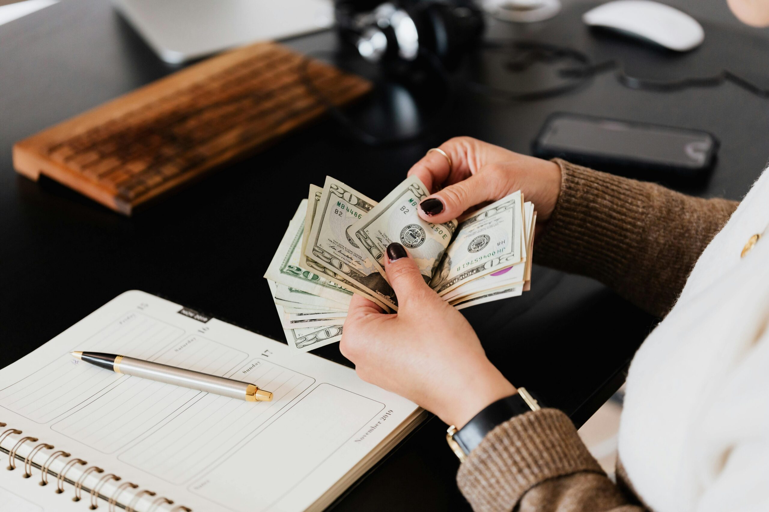 5 Rendas Extras Que Você Pode Começar Hoje Mesmo — Sem Investir Nada